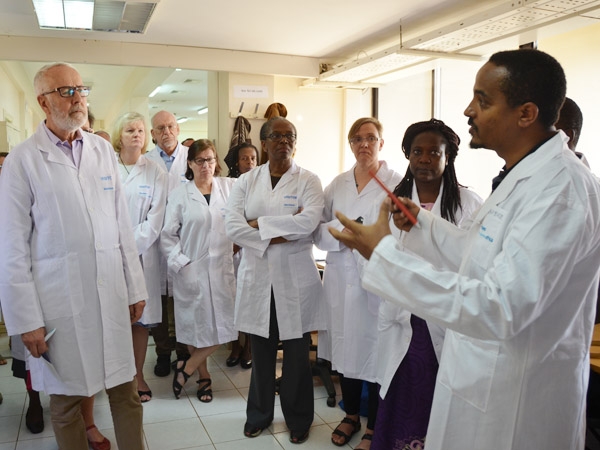 Africa Biosciences Challenge Fund alumnus Getinet Mekuriaw from Ethiopia talks to the Sida Research Council committee members about the goat genetics community of practice (CoP). The CoP emerged from a Swedish funded project to harness goat genetic diversity in Africa (photo: ILRU/Samuel Mungai)